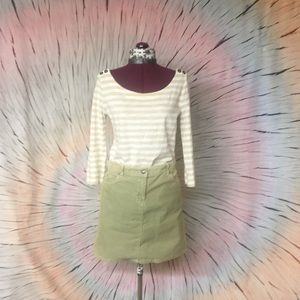 Miss green, corduroy mini skirt